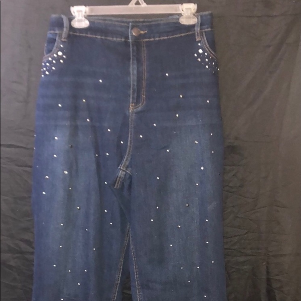Avenue Denim Bedazzled Jeans Size 26